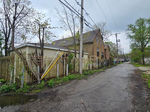 Tiny photo for 11920 S Calumet Avenue, Chicago, IL 60628 (MLS # 12582423)