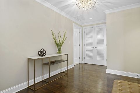 Tiny photo for 10 E Delaware Place #18E, Chicago, IL 60611 (MLS # 12603147)