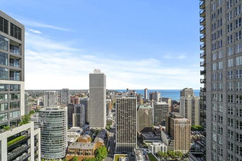 Tiny photo for 10 E Delaware Place #18E, Chicago, IL 60611 (MLS # 12603147)