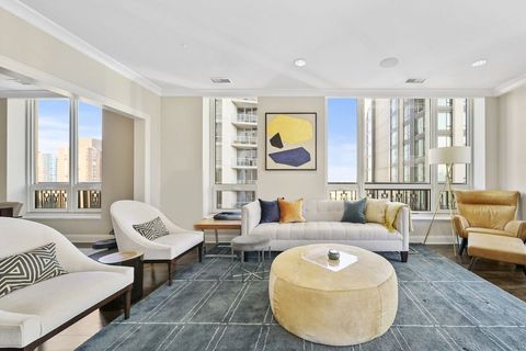 Tiny photo for 10 E Delaware Place #18E, Chicago, IL 60611 (MLS # 12603147)