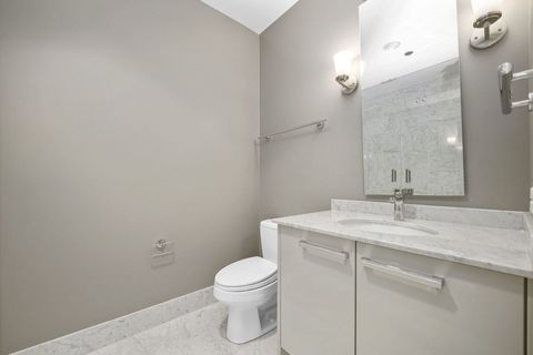 Tiny photo for 10 E Delaware Place #18E, Chicago, IL 60611 (MLS # 12603147)