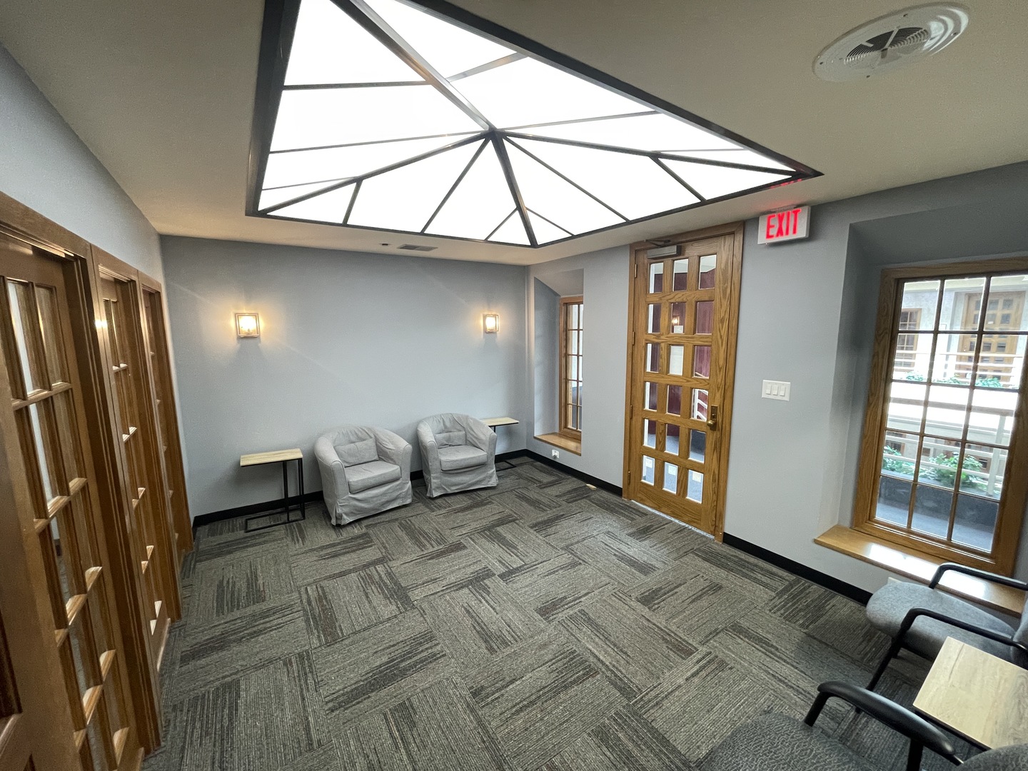 340 W Butterfield Road 4D