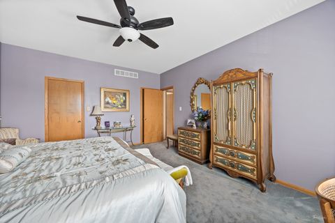 Tiny photo for 8020 Barrymore Drive, Darien, IL 60561 (MLS # 12406957)