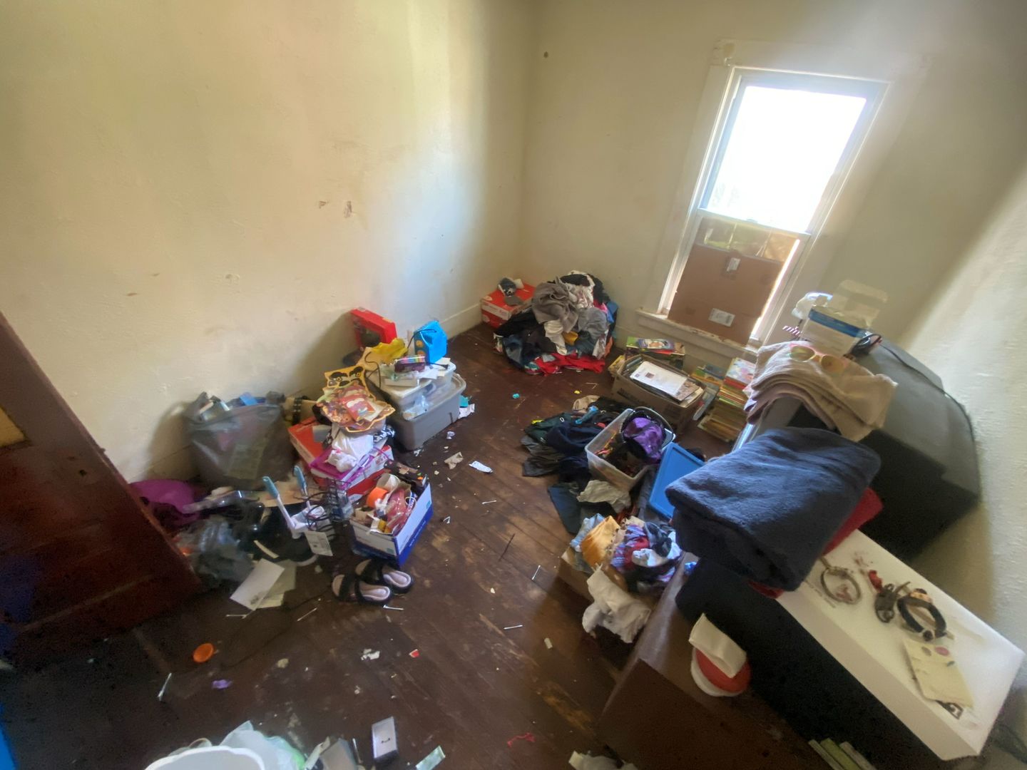 1216 S Rotzler Avenue