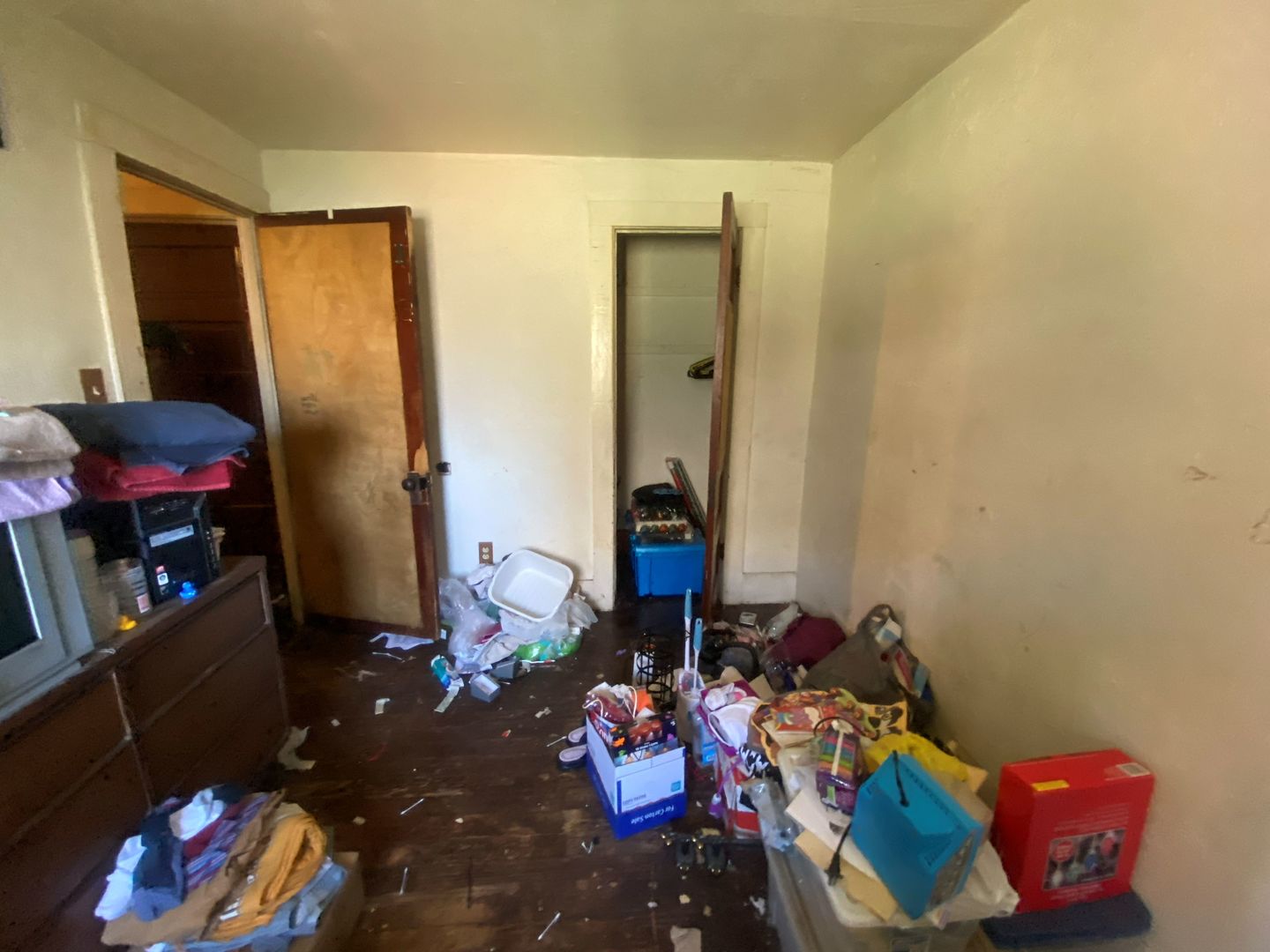 1216 S Rotzler Avenue