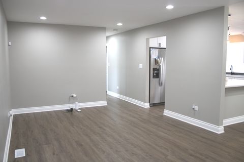 Tiny photo for 403 Wilshire Street, Park Forest, IL 60466 (MLS # 12626386)