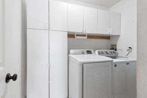 Tiny photo for 32546 PILGRIMS Court, Lakemoor, IL 60051 (MLS # 12591870)