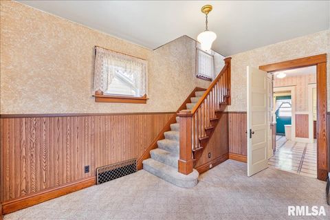 Tiny photo for 2211 WESTERN Avenue, Davenport, IA 52803 (MLS # QC4267449)