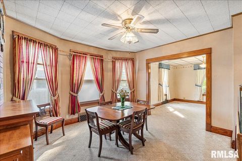 Tiny photo for 2211 WESTERN Avenue, Davenport, IA 52803 (MLS # QC4267449)