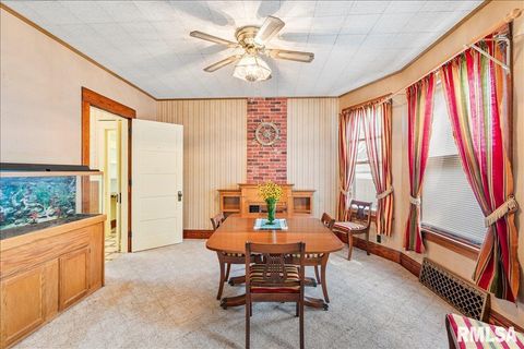 Tiny photo for 2211 WESTERN Avenue, Davenport, IA 52803 (MLS # QC4267449)