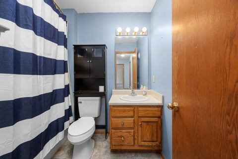 Tiny photo for 4816 Norfolk Place, Bettendorf, IA 52722 (MLS # 12742379)