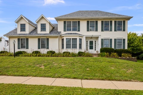 Tiny photo for 4816 Norfolk Place, Bettendorf, IA 52722 (MLS # 12742379)
