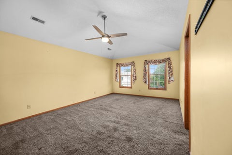 Tiny photo for 4816 Norfolk Place, Bettendorf, IA 52722 (MLS # 12742379)