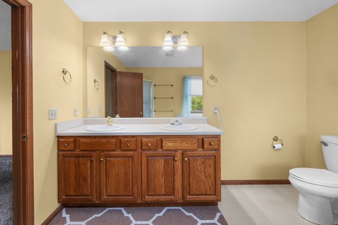 Tiny photo for 4816 Norfolk Place, Bettendorf, IA 52722 (MLS # 12742379)