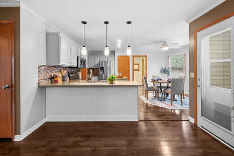 Tiny photo for 4816 Norfolk Place, Bettendorf, IA 52722 (MLS # 12742379)