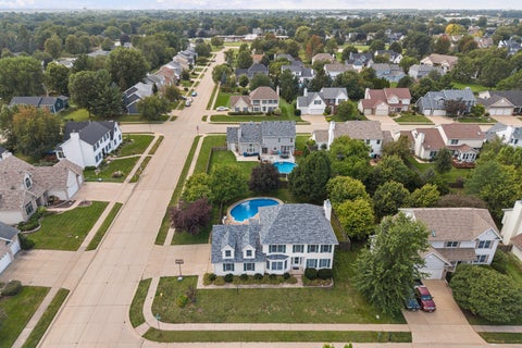 Tiny photo for 4816 Norfolk Place, Bettendorf, IA 52722 (MLS # 12742379)