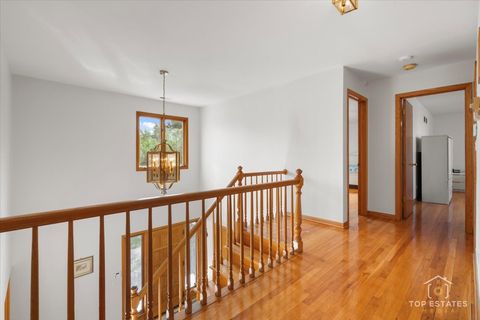 Tiny photo for 17W508 Hawthorne Avenue, Wood Dale, IL 60191 (MLS # 12448437)