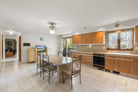 Tiny photo for 17W508 Hawthorne Avenue, Wood Dale, IL 60191 (MLS # 12448437)