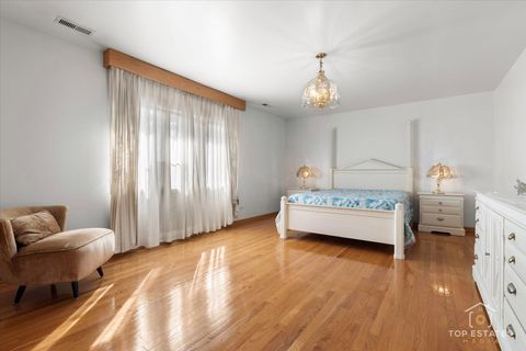 Tiny photo for 17W508 Hawthorne Avenue, Wood Dale, IL 60191 (MLS # 12448437)