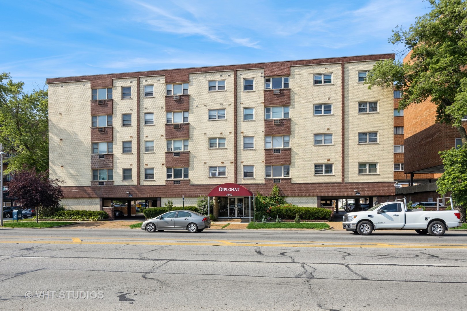 7840 W North Avenue 3E