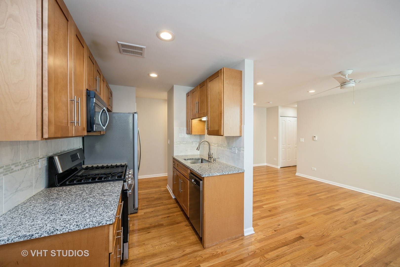 7840 W North Avenue 3E