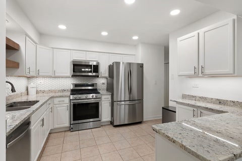 Tiny photo for 2174 Rob Roy Court, Hanover Park, IL 60133 (MLS # 12749186)
