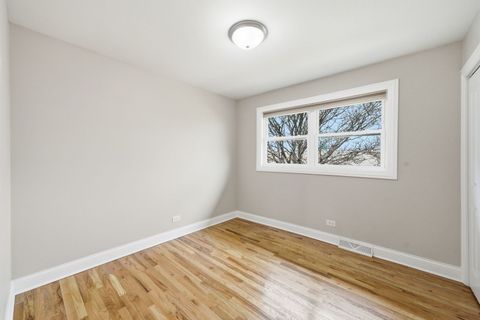 Tiny photo for 20W309 S Frontage Road, Lemont, IL 60439 (MLS # 12604603)