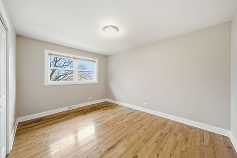 Tiny photo for 20W309 S Frontage Road, Lemont, IL 60439 (MLS # 12604603)