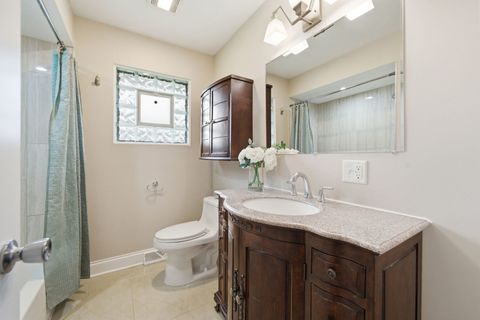 Tiny photo for 20W309 S Frontage Road, Lemont, IL 60439 (MLS # 12604603)