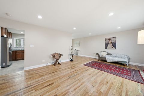 Tiny photo for 20W309 S Frontage Road, Lemont, IL 60439 (MLS # 12604603)