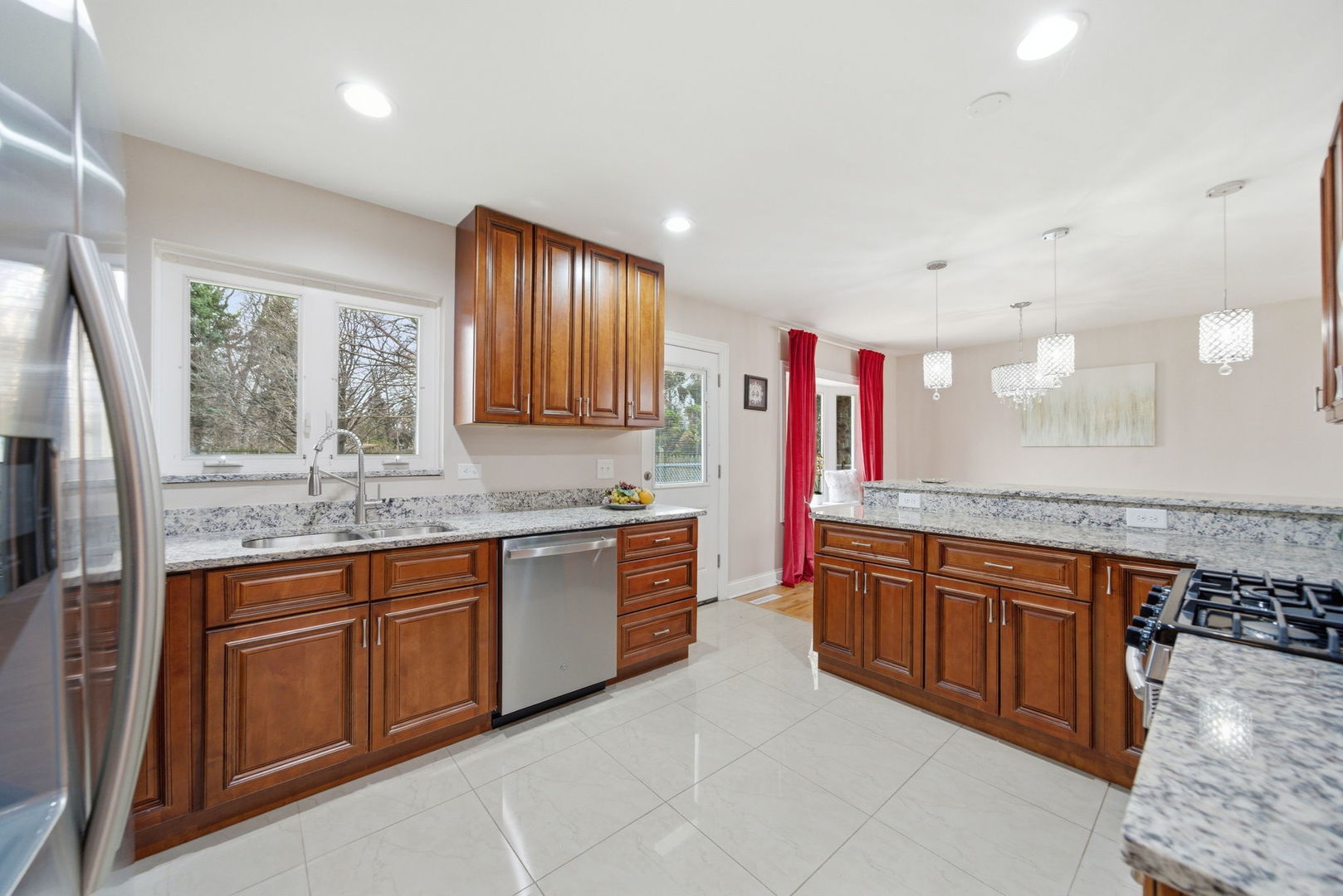 20W309 S Frontage Road