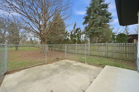 Tiny photo for 20W309 S Frontage Road, Lemont, IL 60439 (MLS # 12604603)