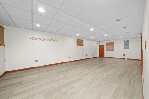 Tiny photo for 606 E London Court, Round Lake Beach, IL 60073 (MLS # 12508202)