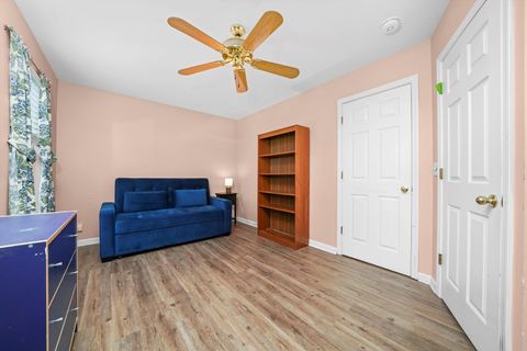 Tiny photo for 606 E London Court, Round Lake Beach, IL 60073 (MLS # 12508202)