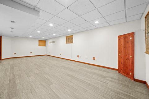 Tiny photo for 606 E London Court, Round Lake Beach, IL 60073 (MLS # 12508202)