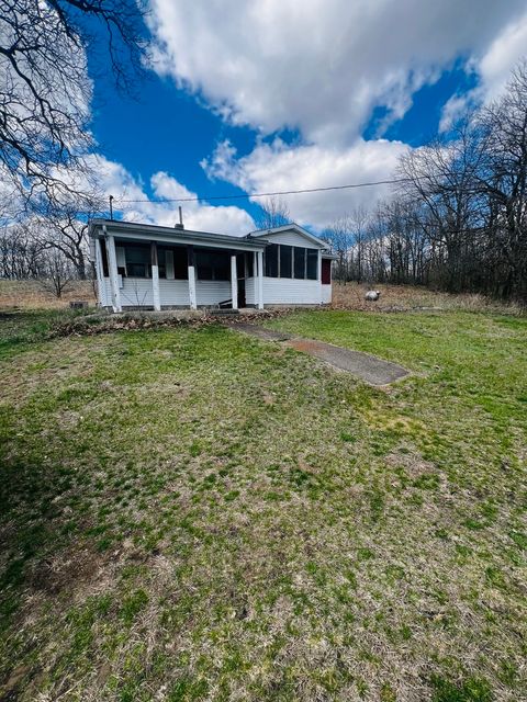 Photo of 5266 S 12750e Road, Pembroke Twp, IL 60958 (MLS # 12610291)