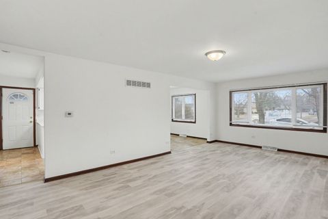 Tiny photo for 3351 171st Street, Lansing, IL 60438 (MLS # 12586111)