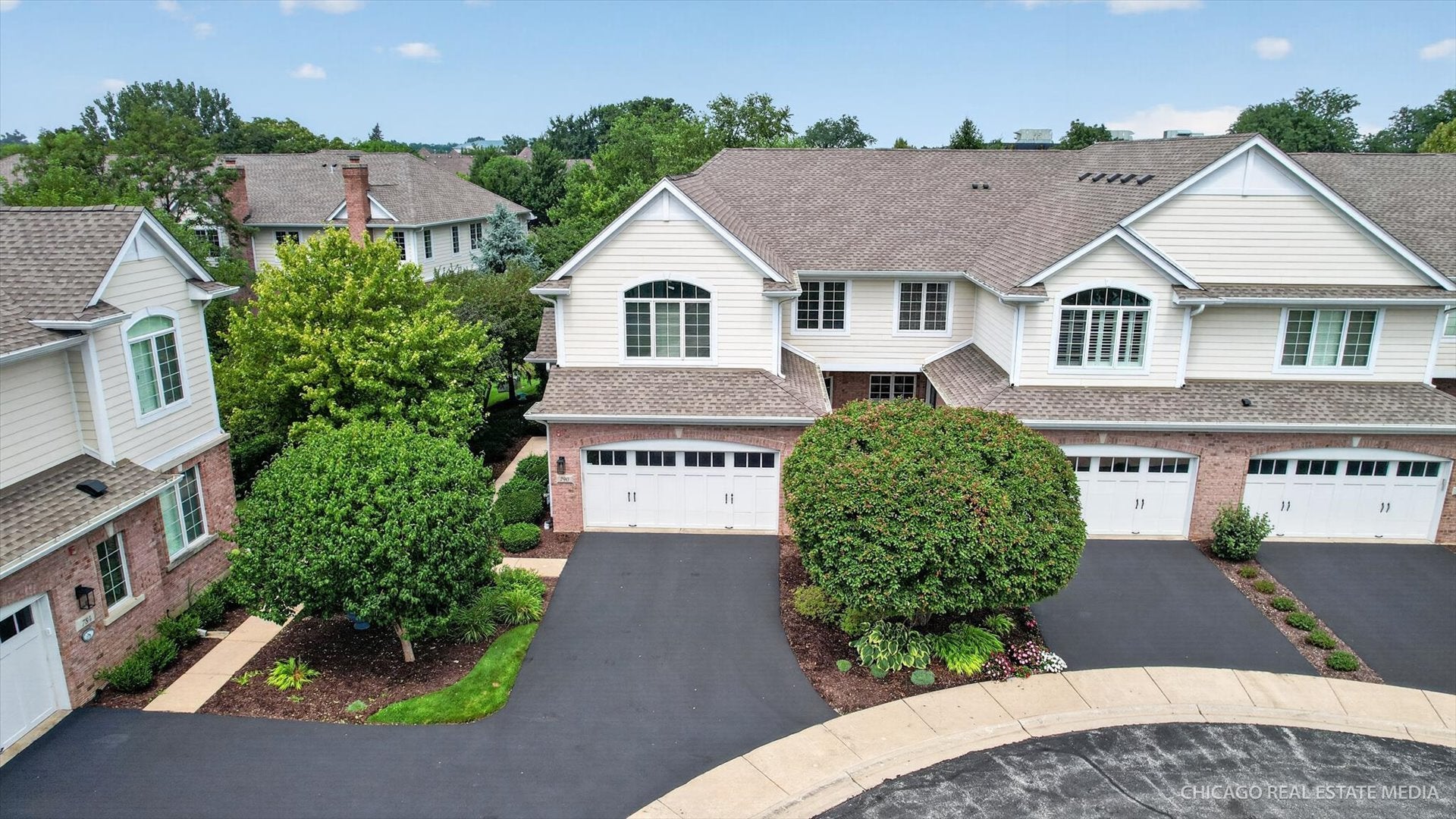 790 Parkview Court