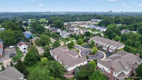 Tiny photo for 790 Parkview Court, Glen Ellyn, IL 60137 (MLS # 12738297)