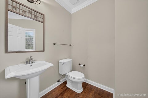 Tiny photo for 790 Parkview Court, Glen Ellyn, IL 60137 (MLS # 12738297)