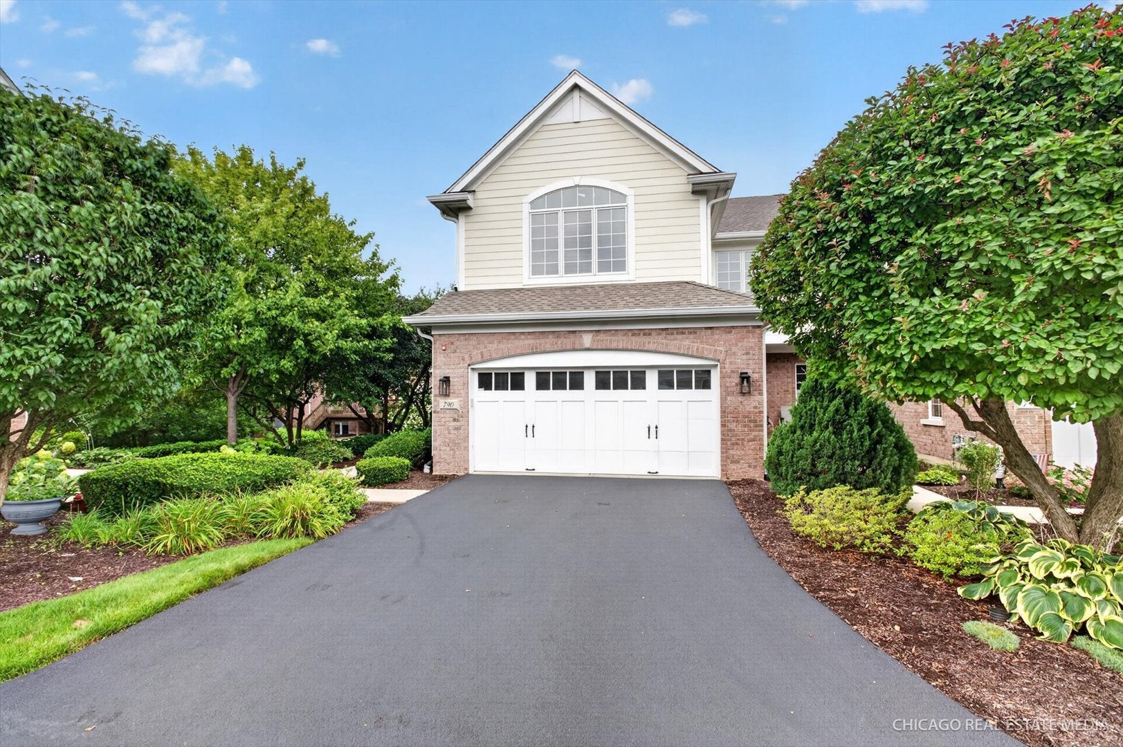 790 Parkview Court