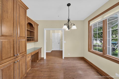 Tiny photo for 790 Parkview Court, Glen Ellyn, IL 60137 (MLS # 12738297)