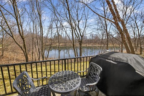 Tiny photo for 1701 Deer Pointe Drive, South Elgin, IL 60177 (MLS # 12600097)