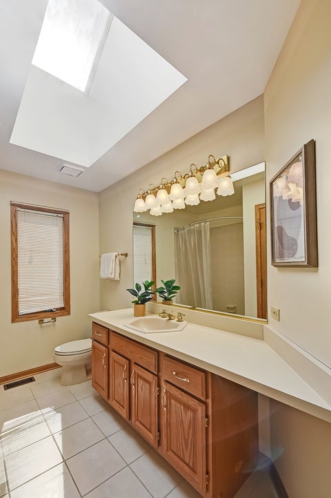 Tiny photo for 220 Rosewood Court, Westmont, IL 60559 (MLS # 12720997)