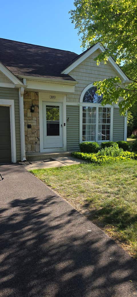 Photo of 2053 Teton Parkway, Algonquin, IL 60102 (MLS # 12667452)