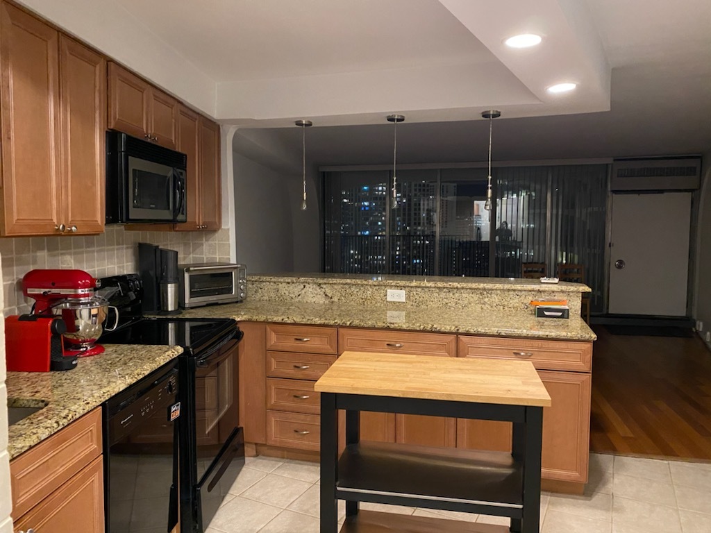 300 N STATE Street 3407