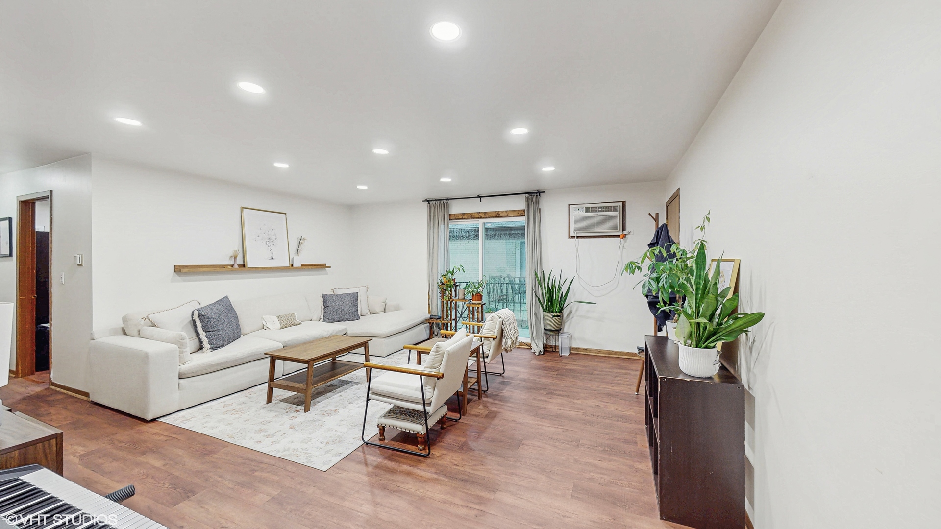 2408 N 76th Avenue 3E