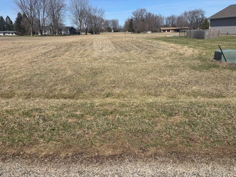 932 Willow Wood Drive Varna IL 61375