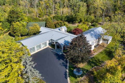 1551 Mill Trail Highland Park IL 60035