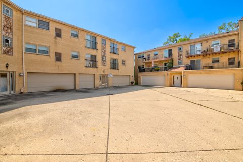 Tiny photo for 3207 N Pontiac Avenue #2S, Chicago, IL 60634 (MLS # 12467934)